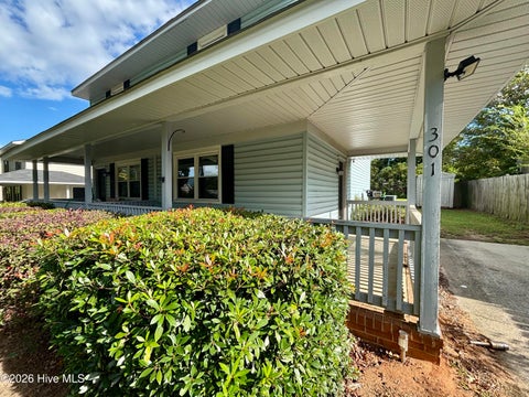 Townhouse For Rent - 301 W Clifton Avenue #303<br/> Aiken County, North Augusta, SC 29841