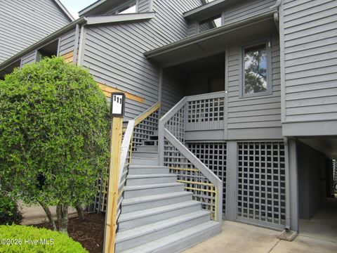 Photo of 111 Forecastle Court, Washington, NC 27889 (MLS # 100568472)