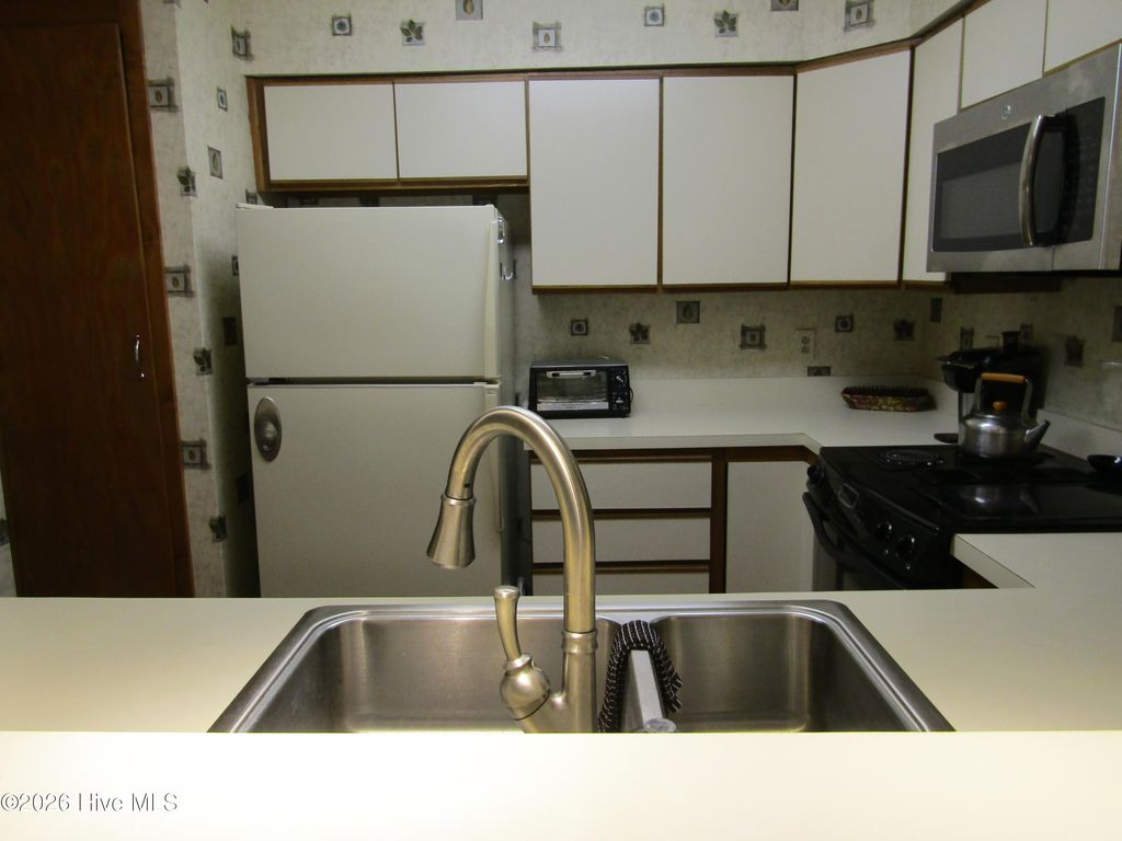 Photo of 111 Forecastle Court, Washington, NC 27889 (MLS # 100568472)