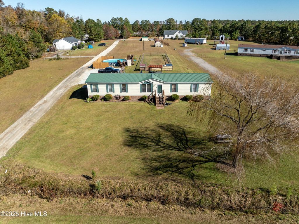 Photo of 152 Whaley Field Road, Jacksonville, NC 28540 (MLS # 100539852)