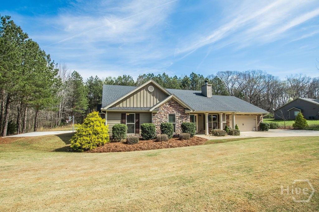 Photo of 141 Spetchley Way, Bogart, GA 30622 (MLS # CL351199)