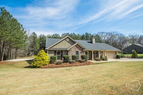 Photo of 141 Spetchley Way, Bogart, GA 30622 (MLS # CL351199)