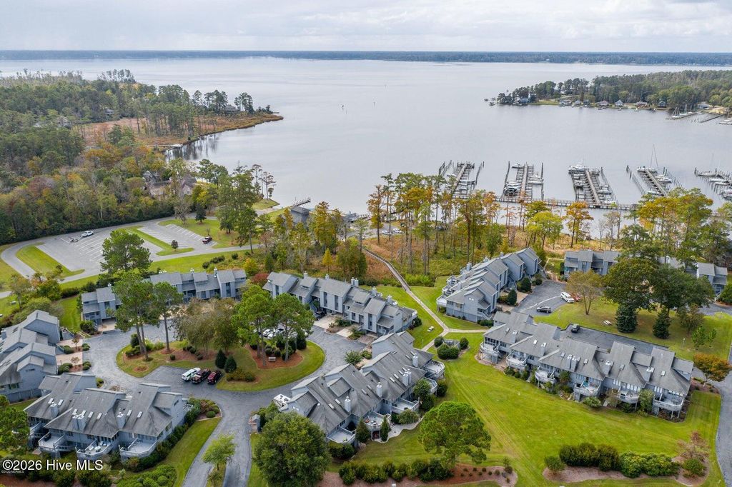 Photo of 122 Forecastle Court, Washington, NC 27889 (MLS # 100553778)