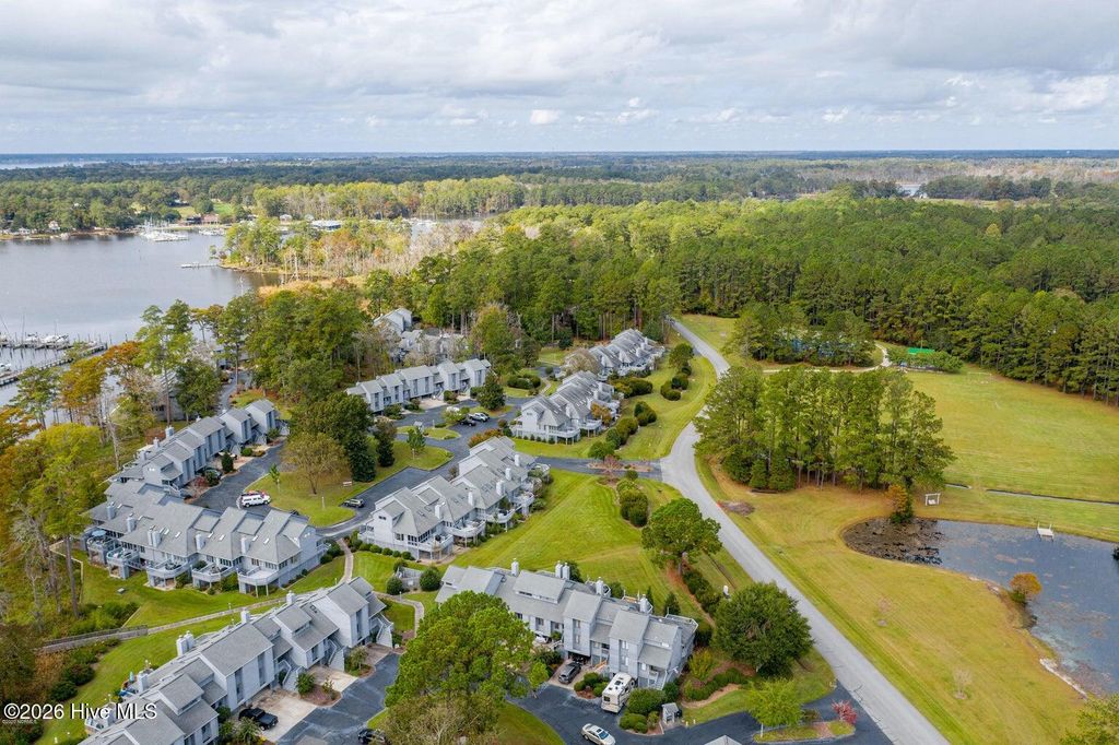 Photo of 122 Forecastle Court, Washington, NC 27889 (MLS # 100553778)