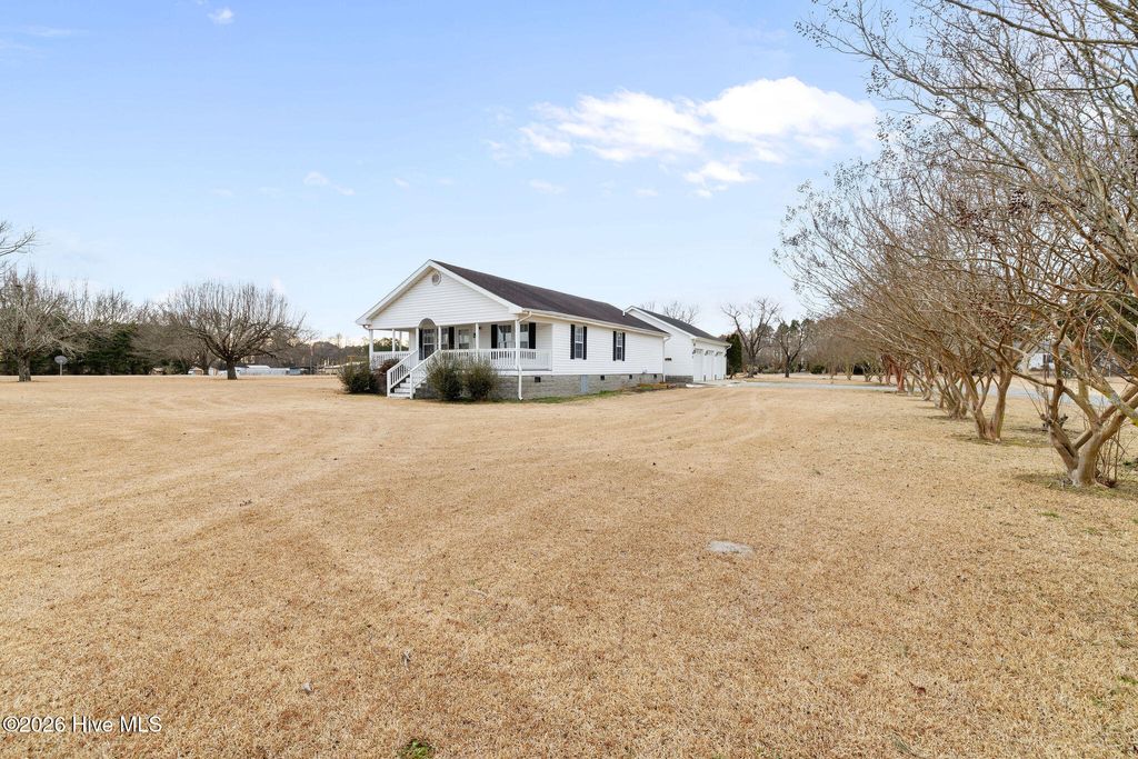 Photo of 150 Fitzgerald Road, Selma, NC 27576 (MLS # 100553719)