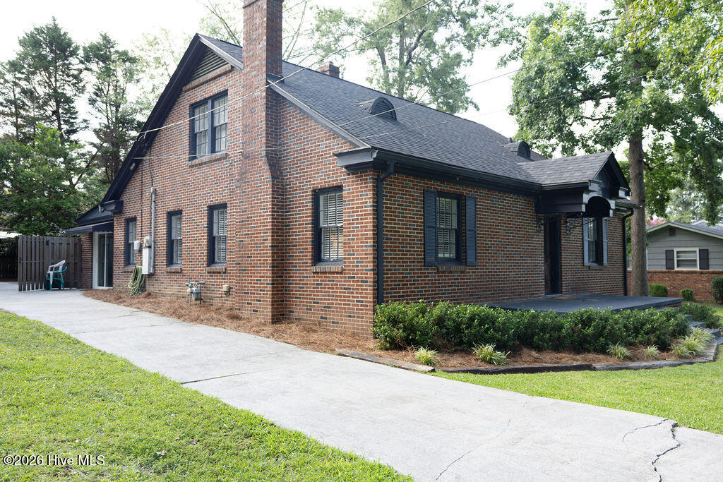 328 Camellia Drive