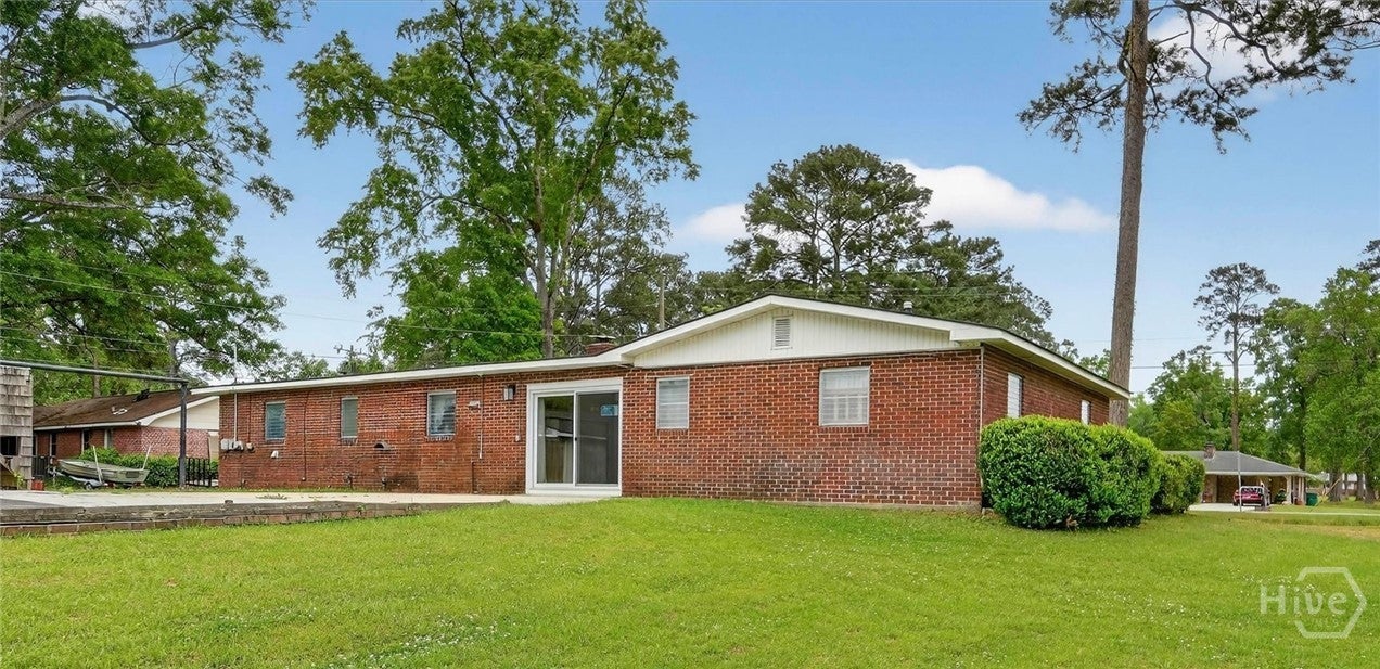 108 Azalea Avenue