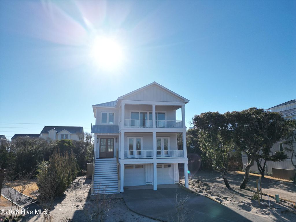 Photo of 100 Peregrine Court, Surf City, NC 28445 (MLS # 100521152)
