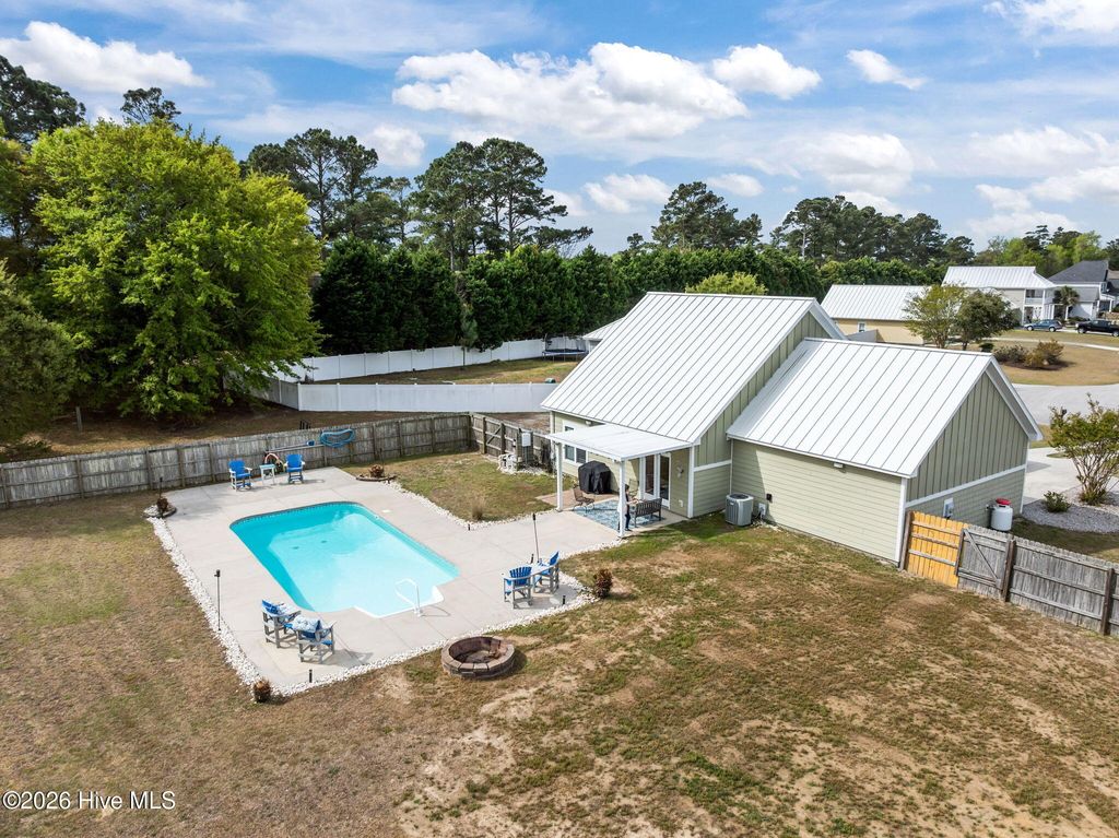 Photo of 101 Elis Landing Lane, Newport, NC 28570 (MLS # 100566166)