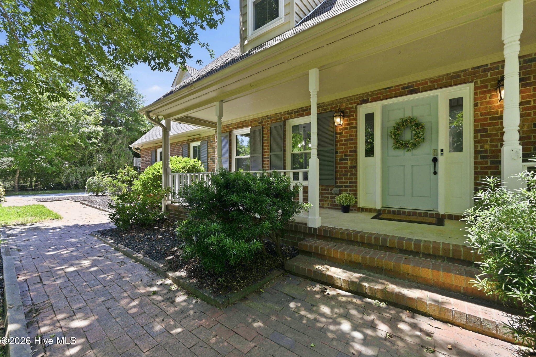 444 E Creekview Drive