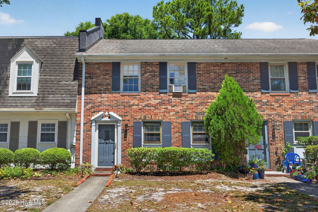Photo of 4919 Seabrook Court, Wilmington, NC 28403 (MLS # 100576421)