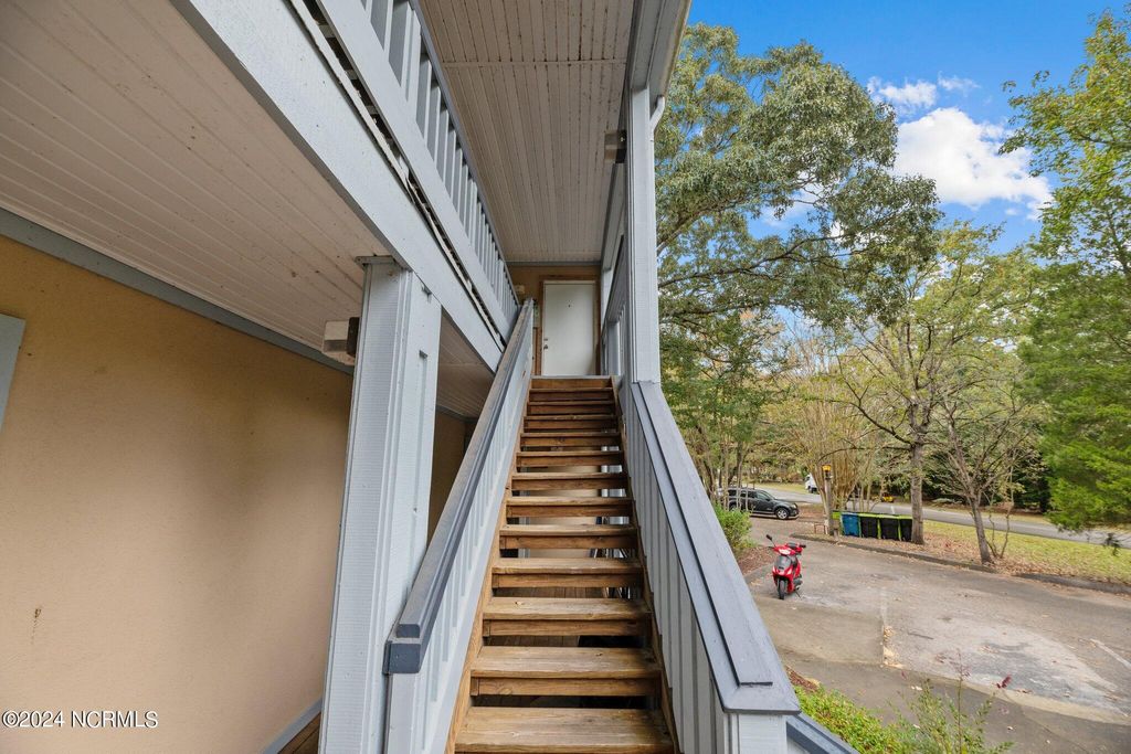 Photo of 1506 Harbourside Drive #1506 -1505, New Bern, NC 28560 (MLS # 100552816)