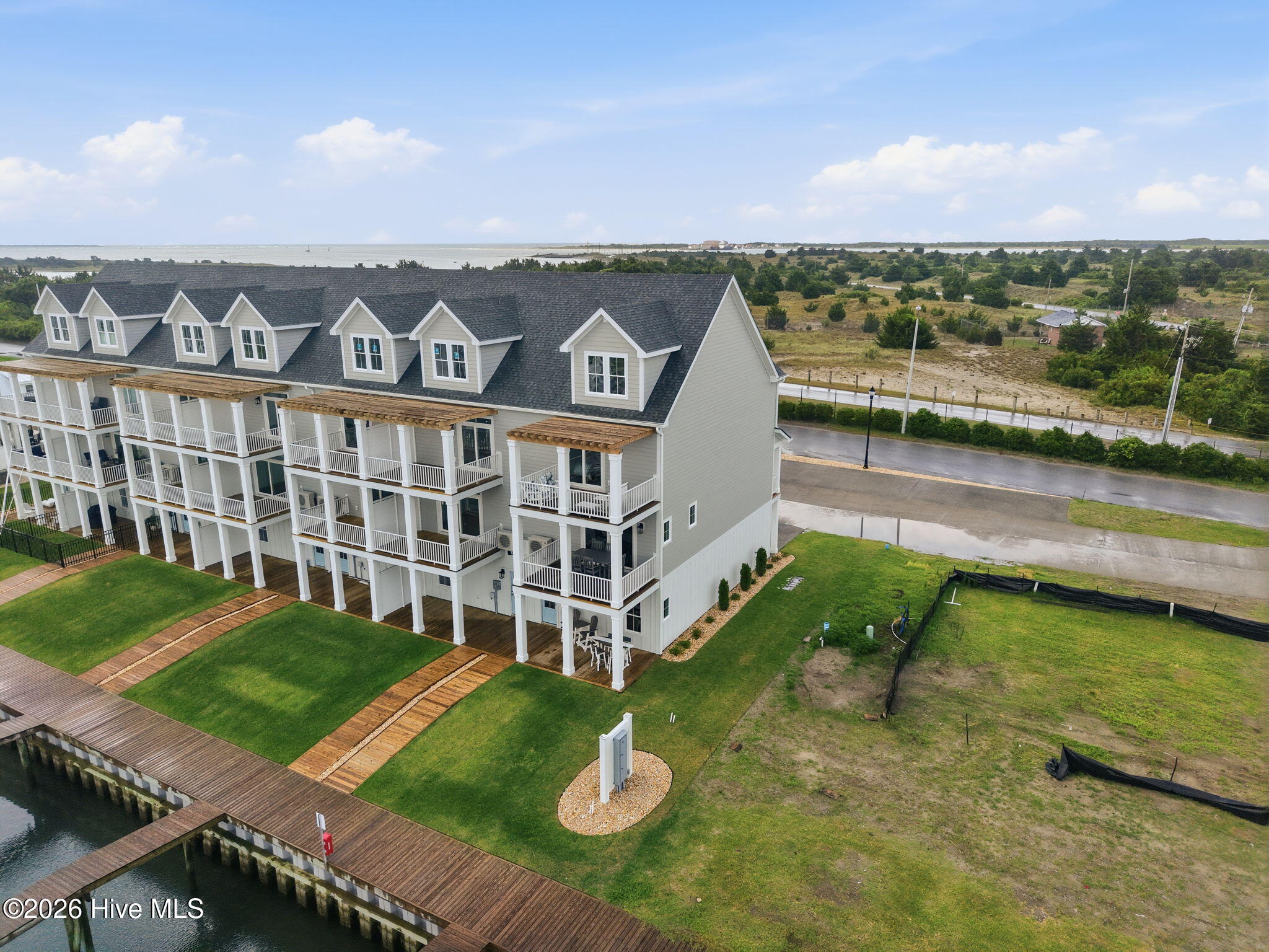 200 Olde Towne Yacht Club Drive 50