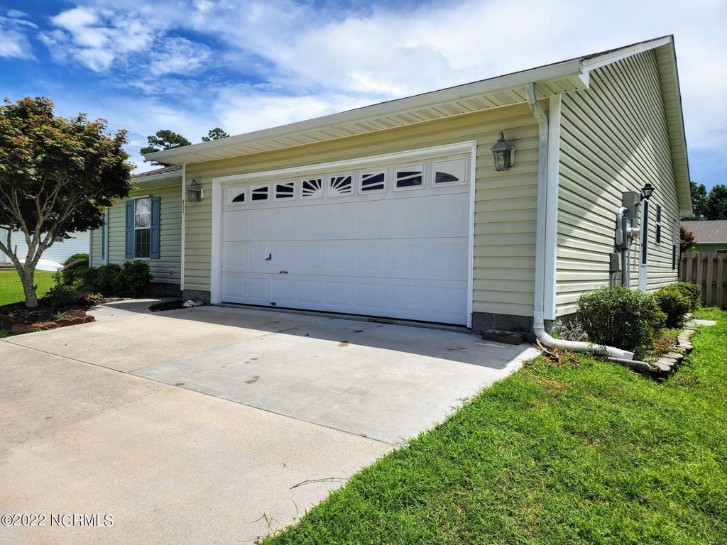 Photo of 402 Tidal Court, Swansboro, NC 28584 (MLS # 100605878)