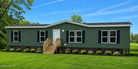 Mobile Home For Sale - 690 Furnie Hinson Road<br/> Columbus County, Whiteville, NC 28472