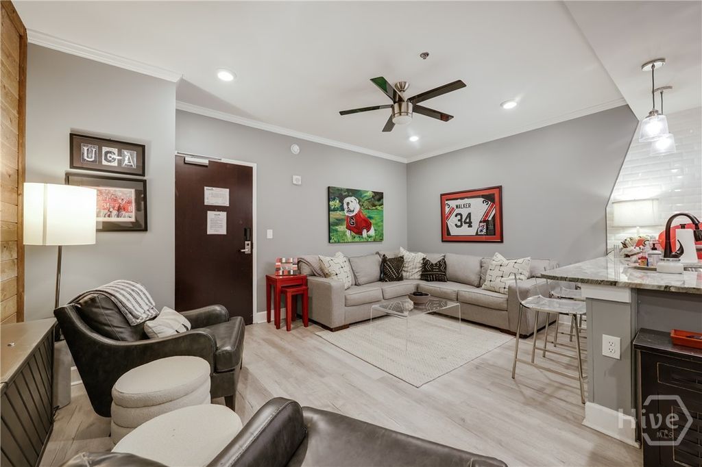 Photo of 250 W Broad Street #801, Athens, GA 30601 (MLS # CL350304)