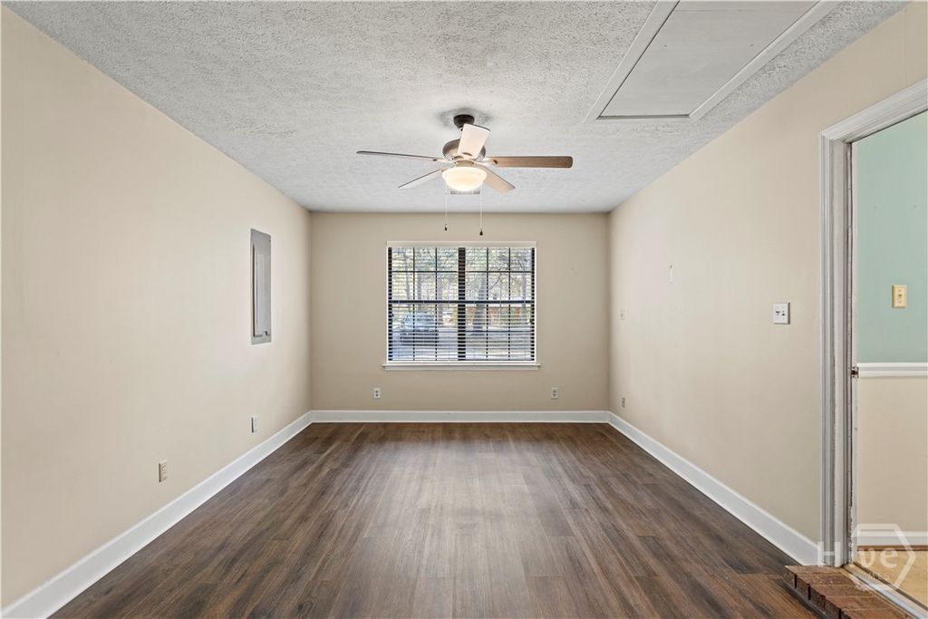 Photo of 616 Sandy Run Drive Dr, Hinesville, GA 31313 (MLS # SA345779)