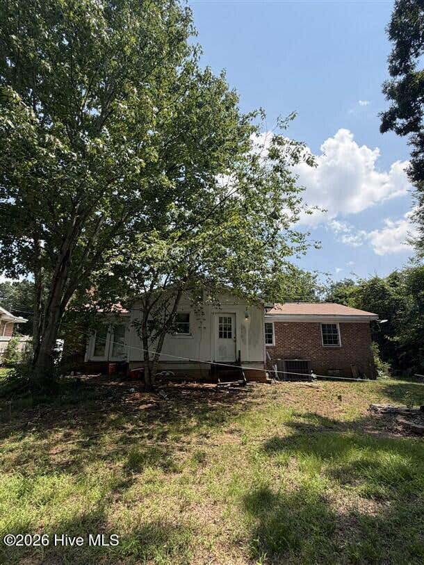 Photo of 1421 Saint Albans Drive, Raleigh, NC 27609 (MLS # 100592497)