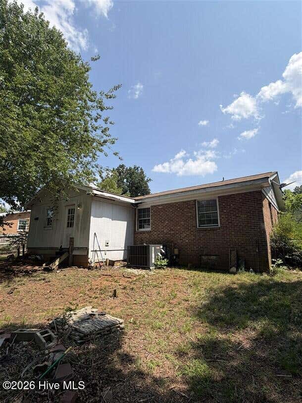 Photo of 1421 Saint Albans Drive, Raleigh, NC 27609 (MLS # 100592497)