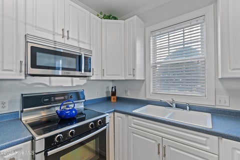 Tiny photo for 2555 St James Drive SE #Unit 101, Southport, NC 28461 (MLS # 100611604)