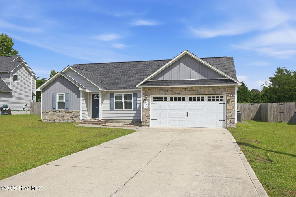 Photo of 210 Brice Court, Hubert, NC 28539 (MLS # 100577945)