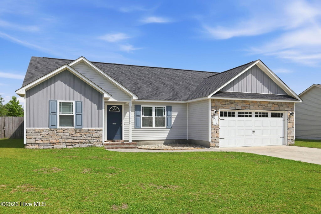 Photo of 210 Brice Court, Hubert, NC 28539 (MLS # 100577945)