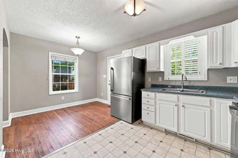 Tiny photo for 32 E Bayshore Boulevard, Jacksonville, NC 28540 (MLS # 100597942)