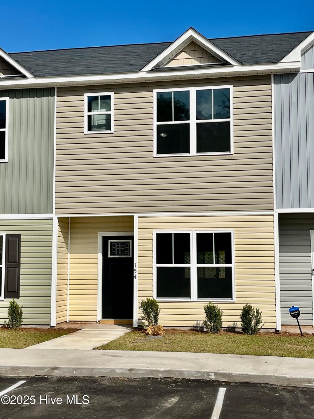 Photo of 154 Buckhorn Avenue, Holly Ridge, NC 28445 (MLS # 100565727)