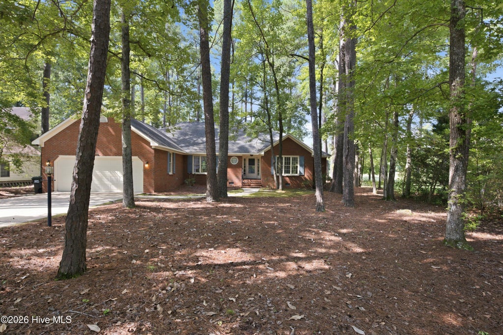 Photo of 307 Augusta Court, New Bern, NC 28562 (MLS # 100600451)