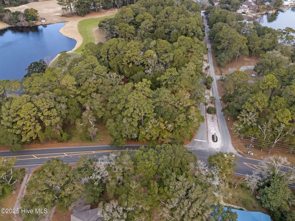 Photo of 8 Shoreline Drive W, Sunset Beach, NC 28468 (MLS # 100545812)