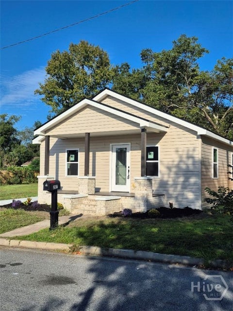 Homes For Sale - 207 Cleland Avenue<br/> Savannah, GA 31415