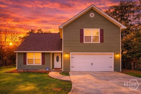 Homes For Sale - 112 W 52nd Street<br/> Chatham County, Savannah, GA 31405