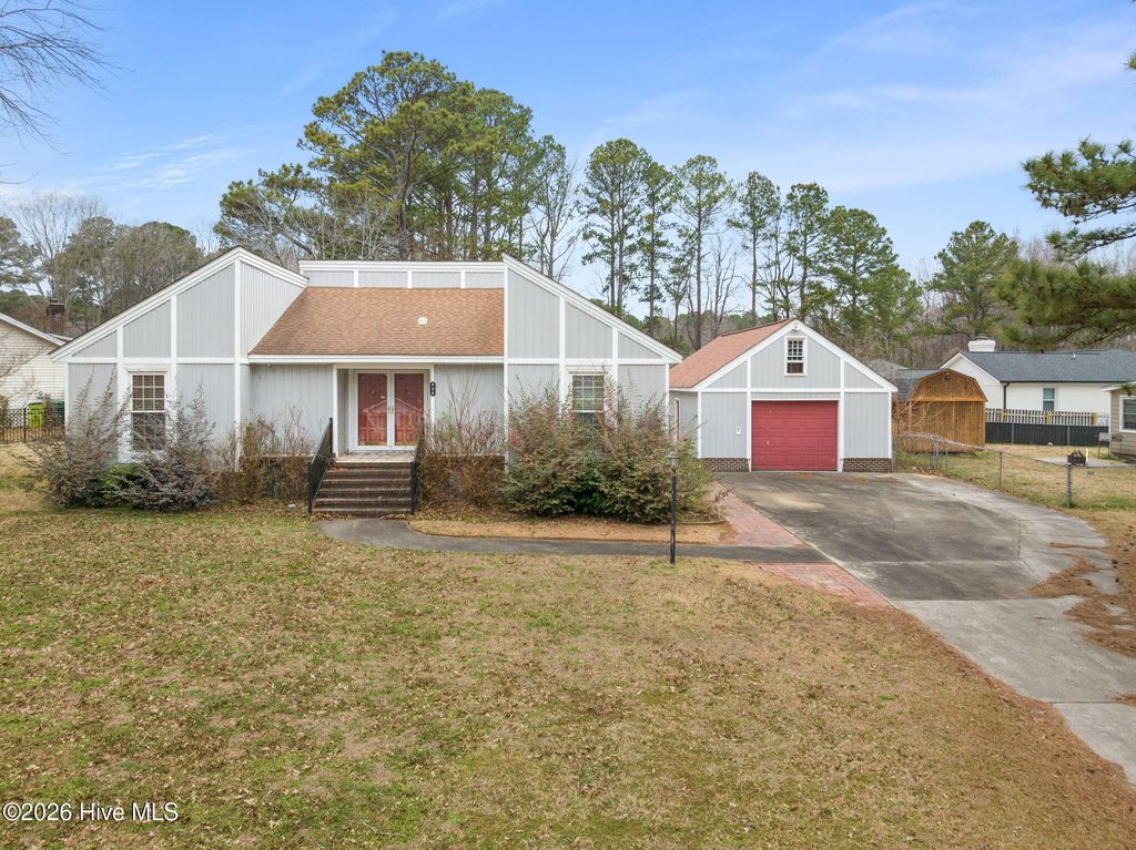 Photo of 530 E Park Avenue, Nashville, NC 27856 (MLS # 100549839)