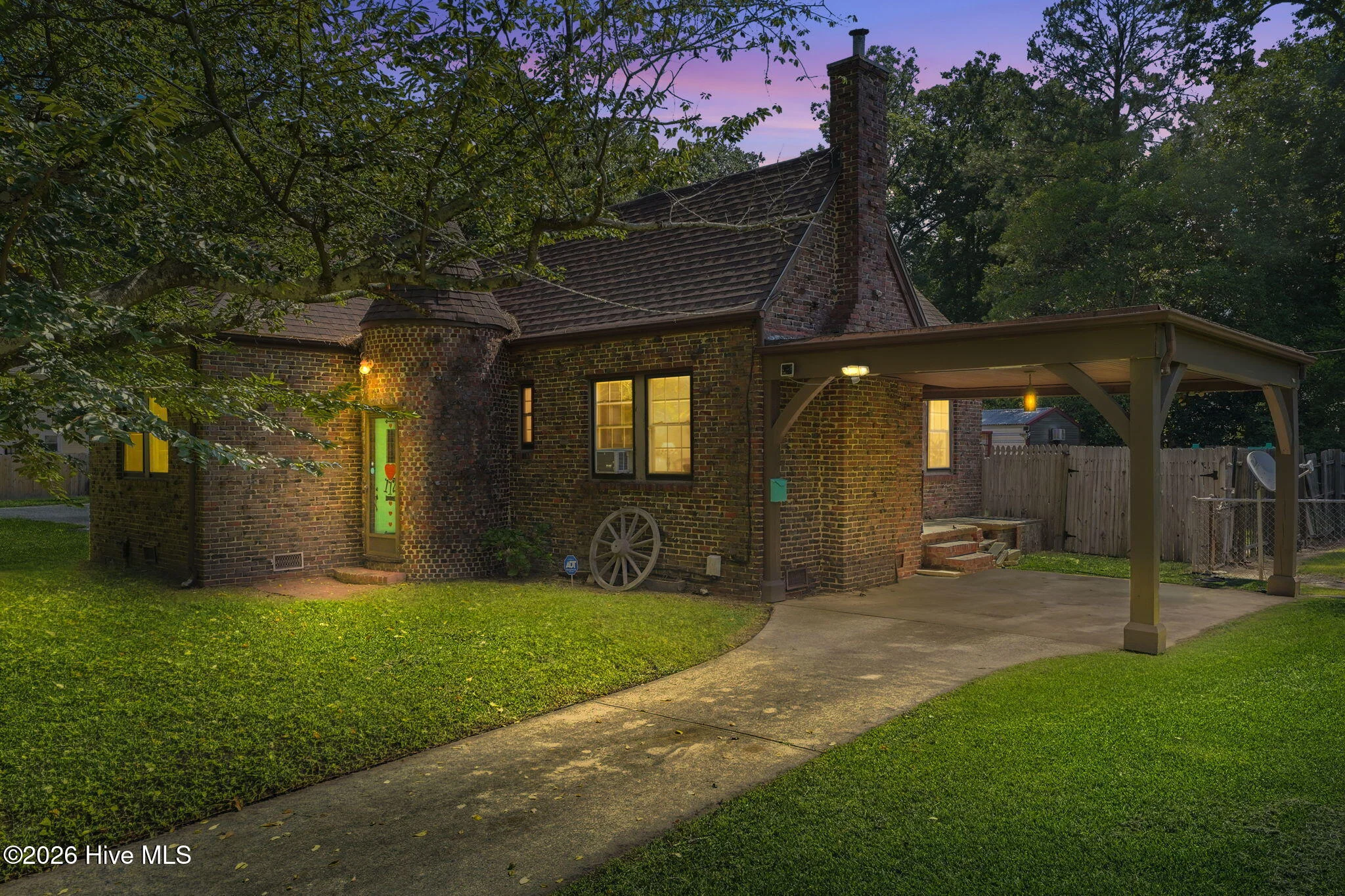 112 S Audubon Avenue