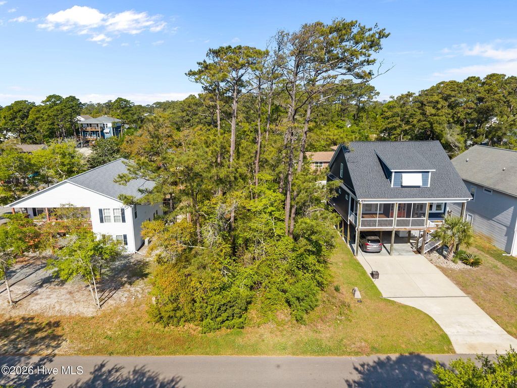Photo of 303 NE 61st Street, Oak Island, NC 28465 (MLS # 100567981)
