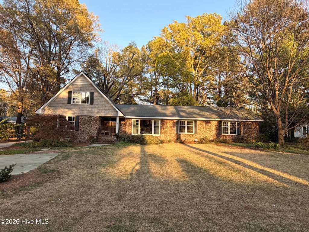 Photo of 2210 Sulgrave Drive NW, Wilson, NC 27896 (MLS # 100563772)