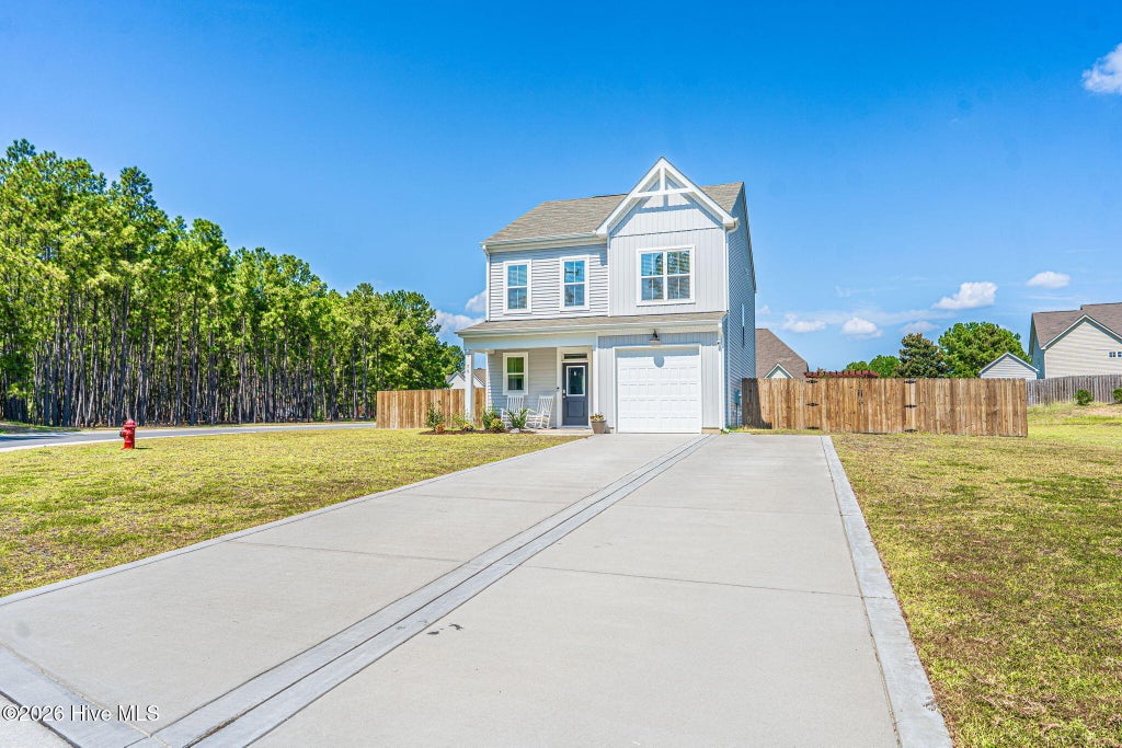 Photo of 70 Walkabout Drive, Aberdeen, NC 28315 (MLS # 100605778)