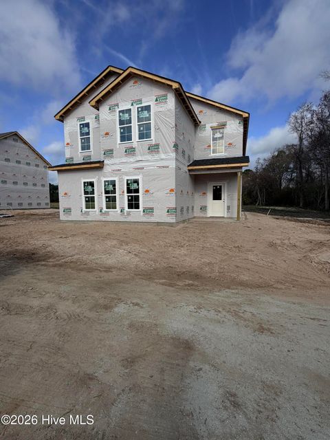 Homes For Sale - 108 Palo Alto Park Drive<br/> Maysville, NC 28555