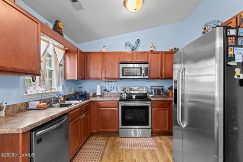 Tiny photo for 110 Pear Tree Lane, Richlands, NC 28574 (MLS # 100590578)
