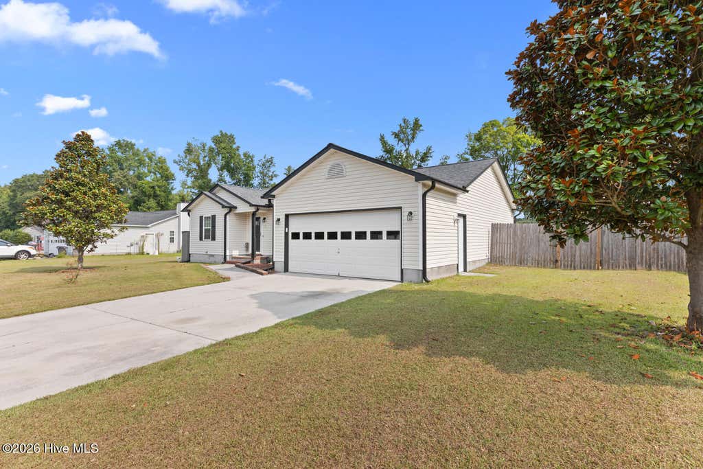 Photo of 110 Pear Tree Lane, Richlands, NC 28574 (MLS # 100590578)