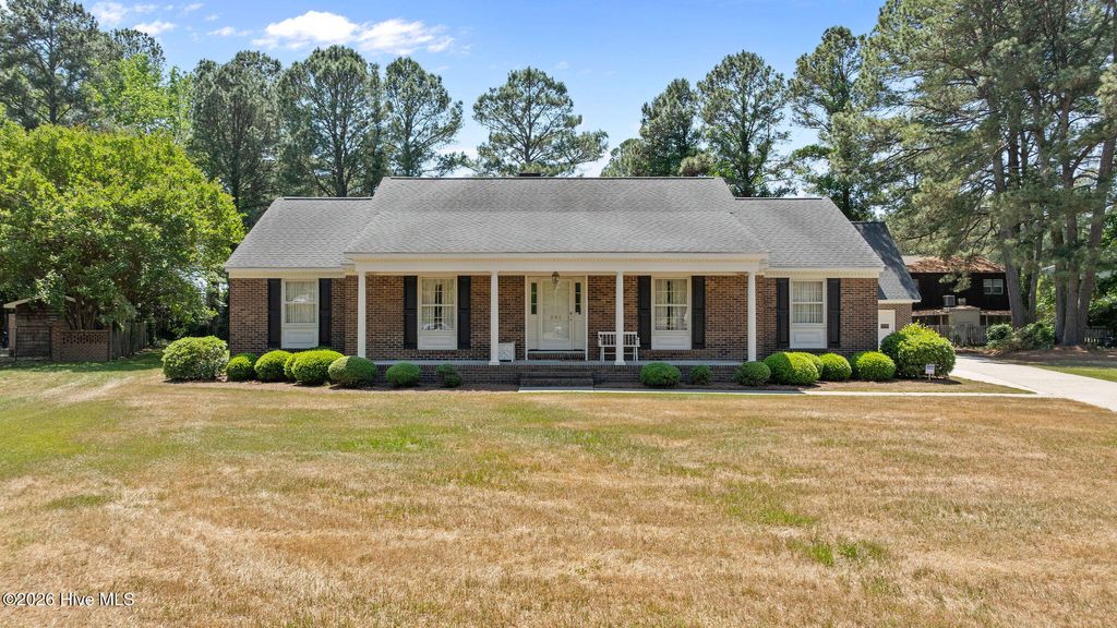 Photo of 501 Pine Needles Court, Goldsboro, NC 27534 (MLS # 100569868)