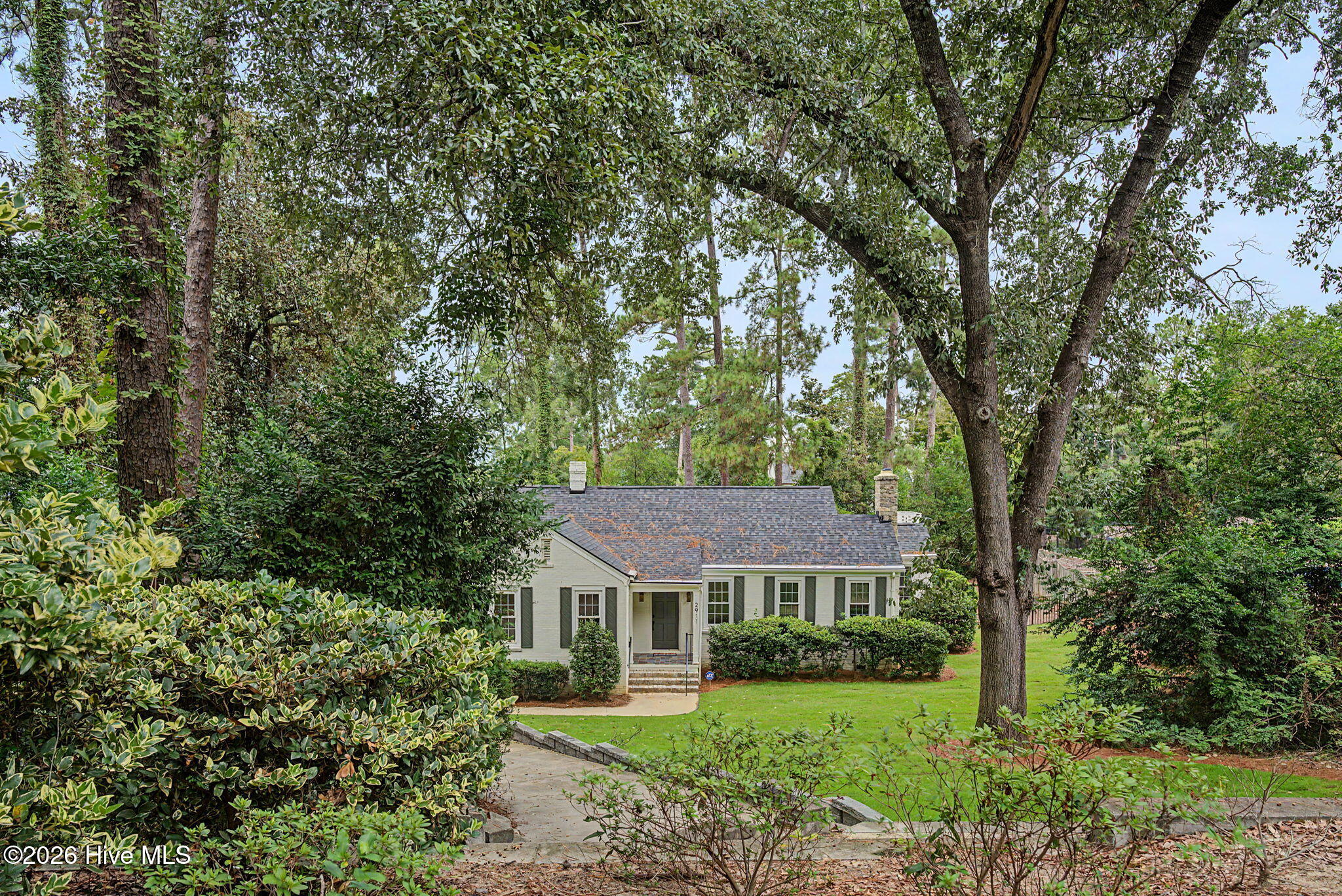 2911 Lombardy Court