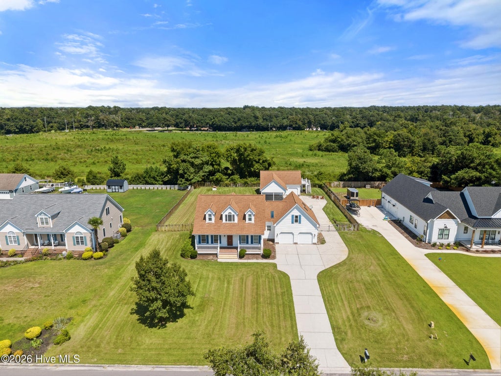 Photo of 117 Middle Point Road, Hampstead, NC 28443 (MLS # 100600998)