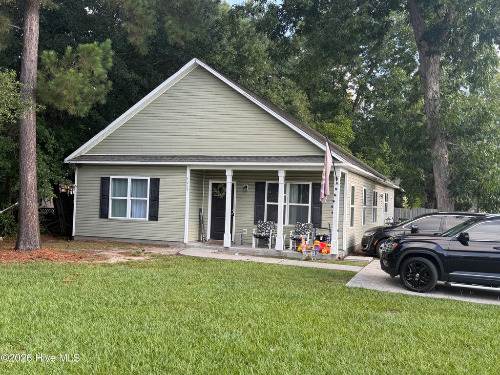Photo of 4219 Peachtree Avenue, Wilmington, NC 28403 (MLS # 100606965)
