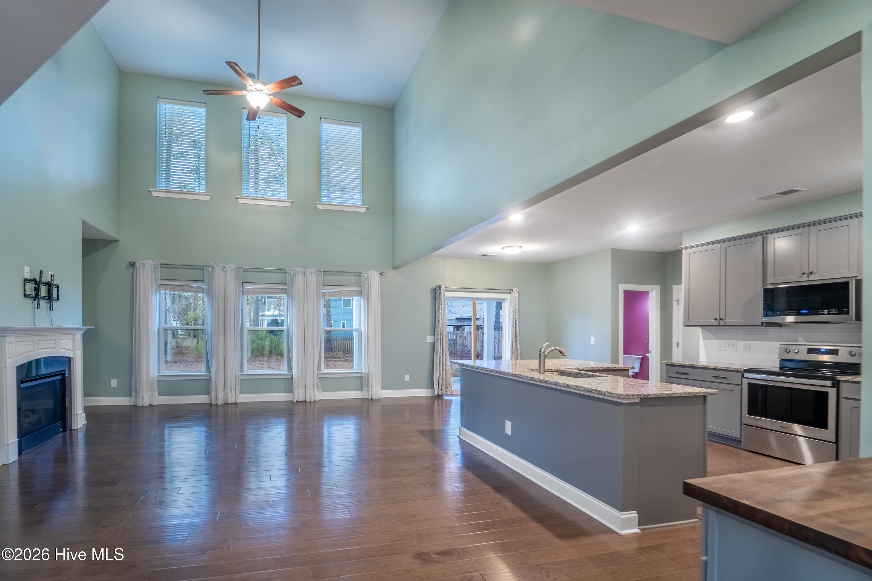 505 W Red Head Circle