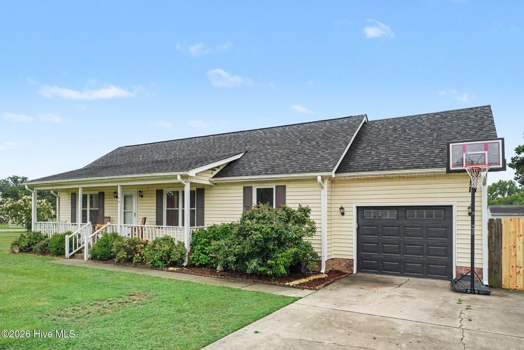 Photo of 150 Pate Circle, Goldsboro, NC 27530 (MLS # 100589056)