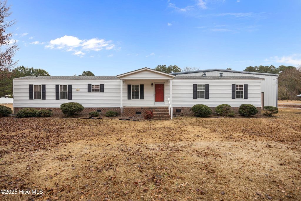 Photo of 1130 Old New Bern Road, Chocowinity, NC 27817 (MLS # 100547153)