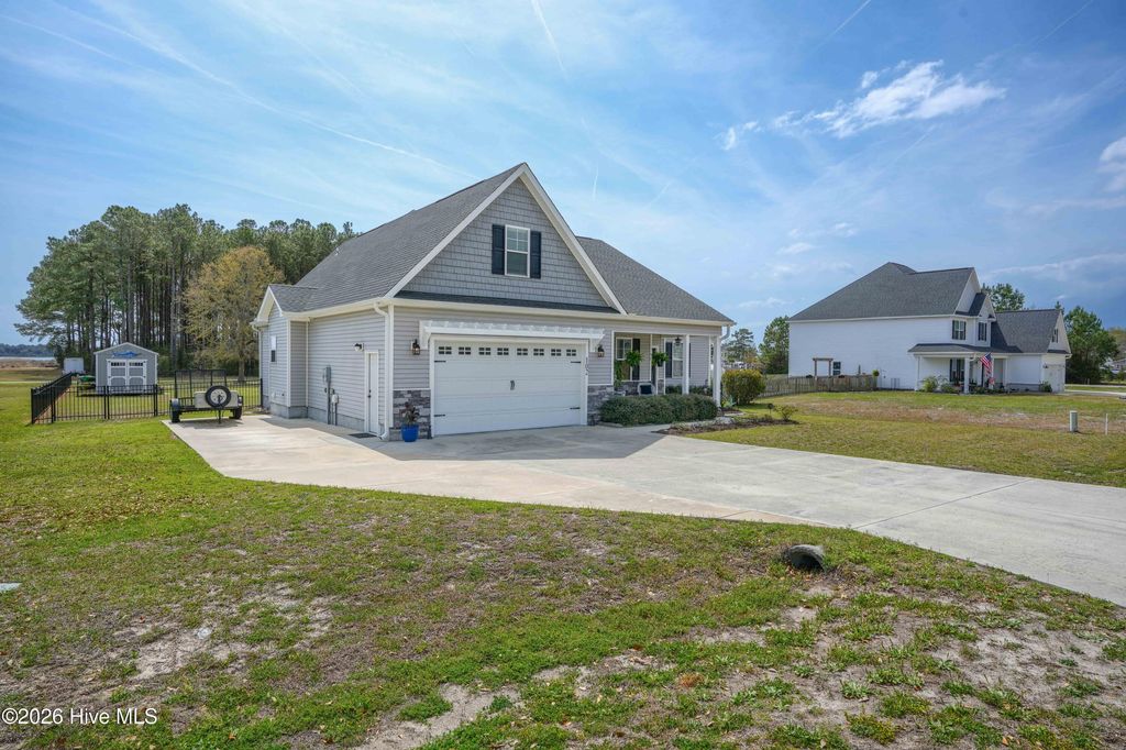 Photo of 102 Percy Padgett Court, Holly Ridge, NC 28445 (MLS # 100563582)