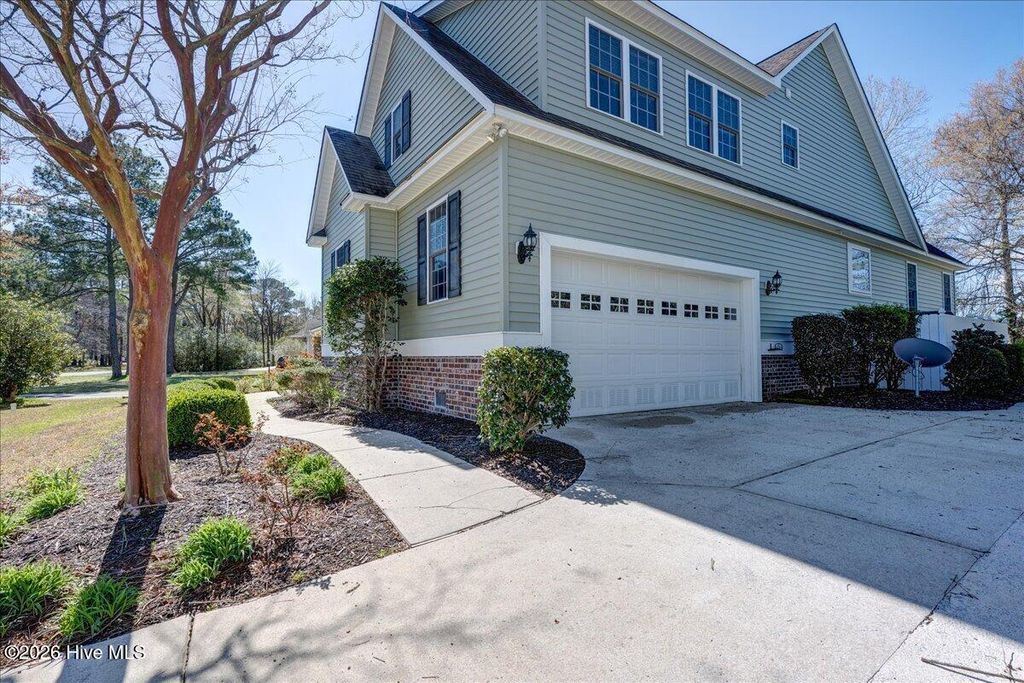 Photo of 105 Raft Road, New Bern, NC 28562 (MLS # 100561229)