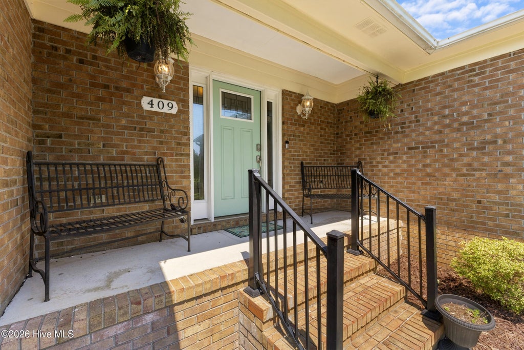 Photo of 409 Derby Down Way, Wilmington, NC 28409 (MLS # 100591987)
